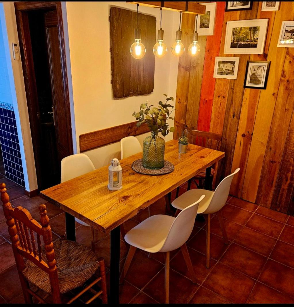 La Casa Junto Al Sendero Del Rio & Piscina # Aire Acondicionado Villa Los Romeros Ngoại thất bức ảnh